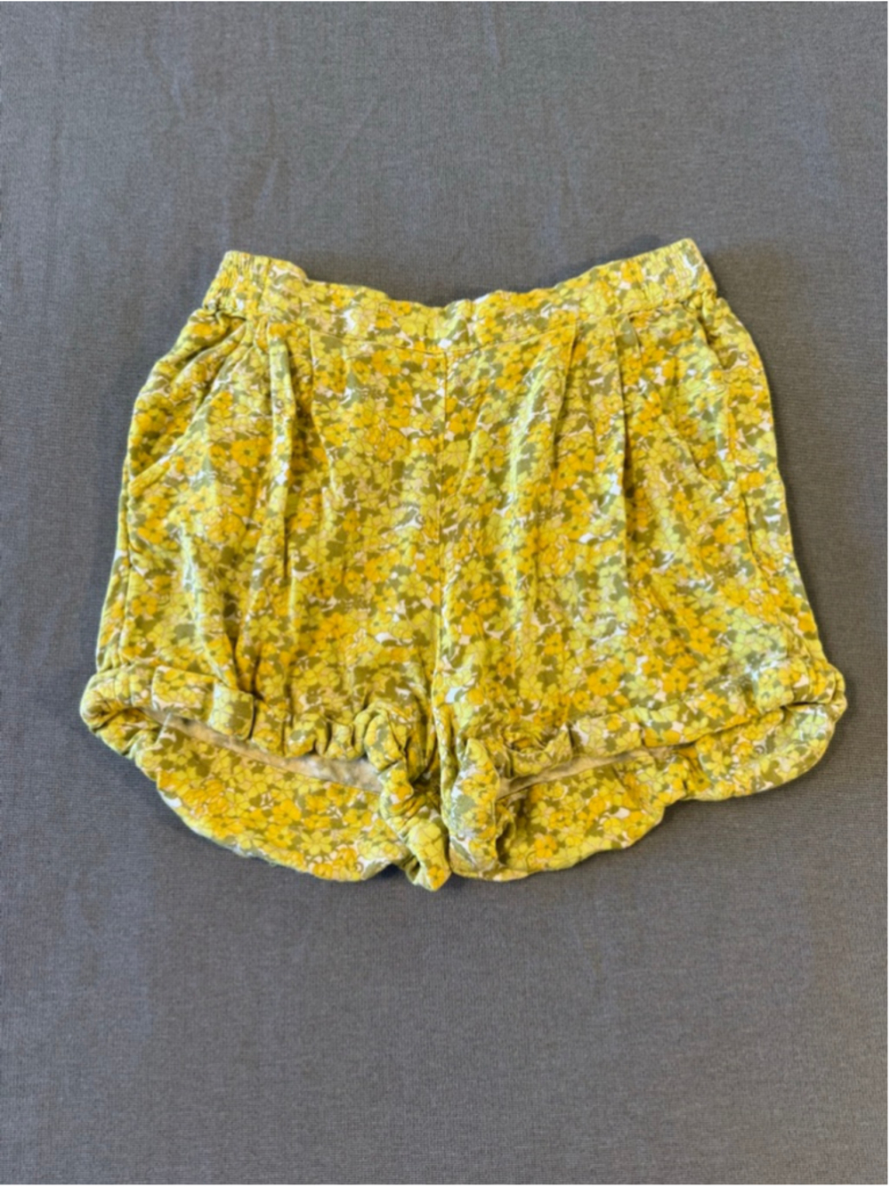 Volcom Floral Sun Shorts yellow and green floral print size small Retro Boho
